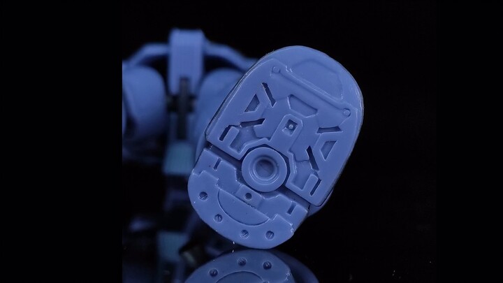 Phantom melaju kencang di lintasan! Prototipe militer Zeon yang terlupakan ~丨MIA Model mesin cadanga