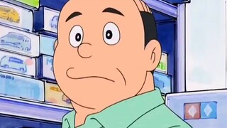 Six Nobitas appeared in the chaos of time and space, fighting fiercely, and the blue fat man was ove