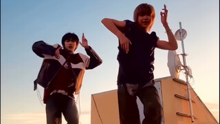 Thử thách "WICKED" của hai thực tập sinh Trung Quốc 13 tuổi Đặng Dục Xuyên và Đỗ Gia Nhất dưới sự hư