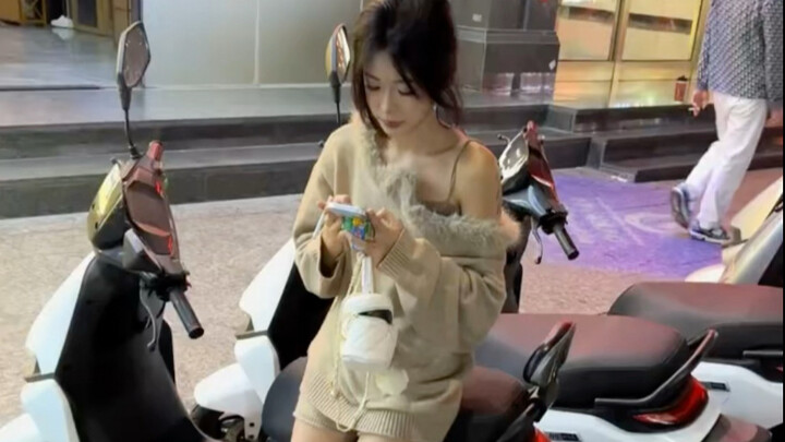 Tán gái trên phố