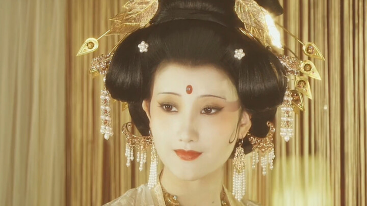 林芳兵老师的杨玉环仿妆| 致敬经典| 还能在现在的电视剧中看到这样的妆发吗？