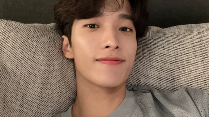 【SVT Lee Seokmin】Dream Video: A Boyfriend Who Lets You Slip Your Hand Into His Shirt 【Please Wear He