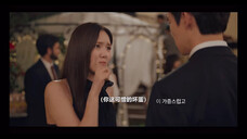 Hahaha, this action is so obvious. Even without knowing sign language, I can tell that Heejoo is sco