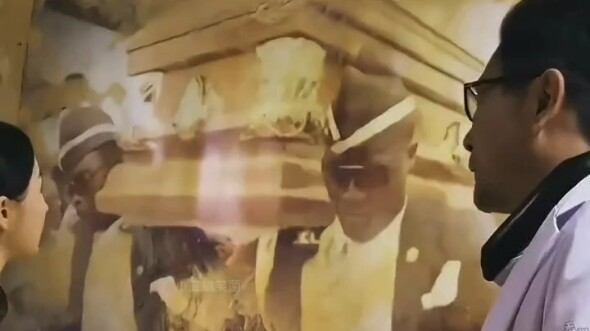 อินฟลูเอนเซอร์เป็นชนเผ่าสุดพิศวง อย่างเช่นบนตัวของอินฟลูเอนเซอร์คนนี้...