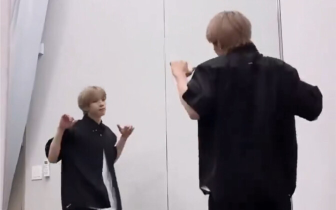 Taro participates in choreographing the chorus of Love119—let's revisit some of his self-choreograph