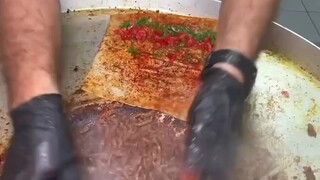Burrito ini akan membuat Anda terbang ke langit setelah menggigitnya