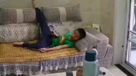 Let’s see how the little boy outsmarts and battles his dad!