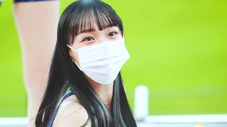【4K】220531 Doosan Bears Cheerleader Jung Hee-jung, aespa - Savage Fan Cam
