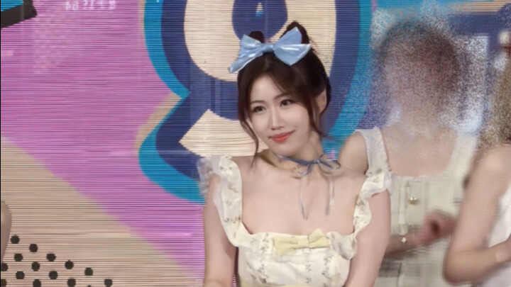เมี๊ยว~ ก้าวเดินของแมวเมื่อหนึ่งปีที่แล้วเบาเงียบ