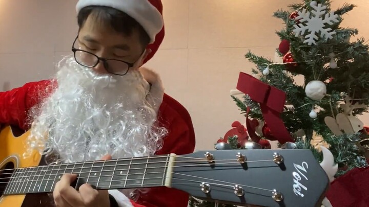 "Christmas Knot" là một bản nhạc không thể bỏ qua trong dịp Giáng sinh, một phiên bản fingerstyle th