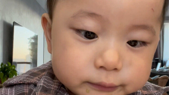Newcomer mukbang, please show some love!