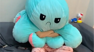 男朋友女孩子的脾气好难猜……所以送了我这个，拜托，我真的会笑