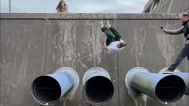 บทสรุปประจำปีของราชาทนแรงกระแทก