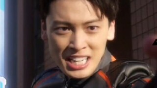ชื่ออย่างเป็นทางการของ Decker/อุลตร้าแมน Deckard "Wake up! Decker"