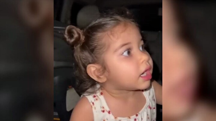 Dad’s putting on an epic magic show for the baby, and the baby’s like: “Is my dad a Hogwarts grad or