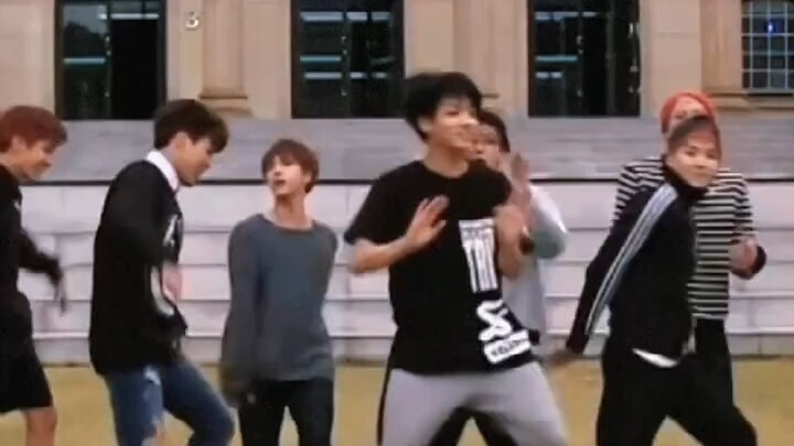 [BTS]第一眼以为是个整活视频……