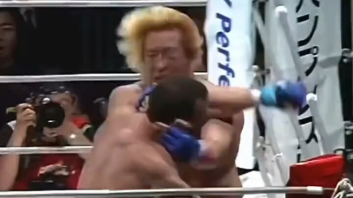 Con mồ côi Trân Châu Cảng vs Người sống sót Hiroshima