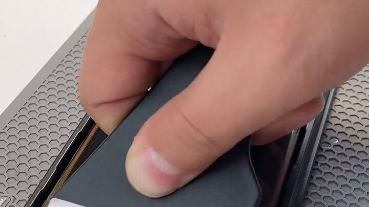 Thám Tử Lừng Danh Conan Limited Edition, đừng để vẻ ngoài đánh lừa