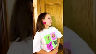 А КАК ОНА ДВЕРЬ ЗАПЕРЛА?😂 #shorts