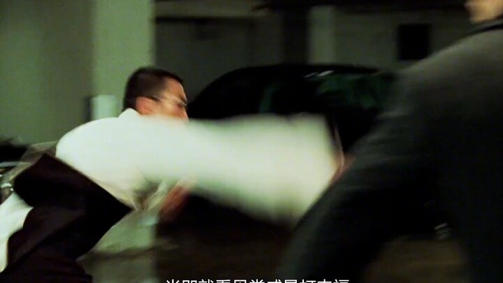 นี่คือฉากที่ชวนให้คิดลึกและชวนสยองที่สุดในเดอะเมทริกซ์ นีโออยู่ในโลกแห่งความจริงหรือในโลกเสมือนกันแน