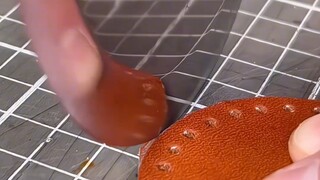解压的皮革制作