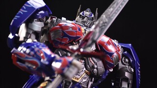 Tinjau yang klasik! Mainan Knight Optimus Prime pertama yang mengejutkan [animasi stop motion]