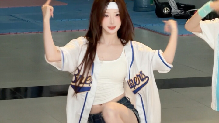 Ở trường thì phải nhảy attention