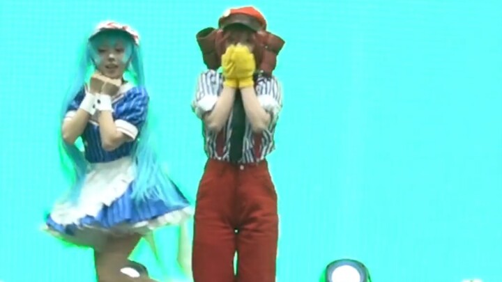 “Hypnosis” [Hatsune Miku & Luka Megurine | Live-Action Dance Stage Performance]