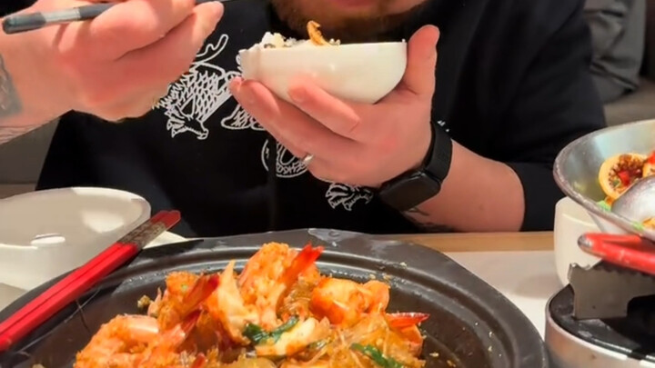 Aku benar-benar nggak tahu, setelah pulang ke tanah air nanti apakah aku bakal mati kelaparan?