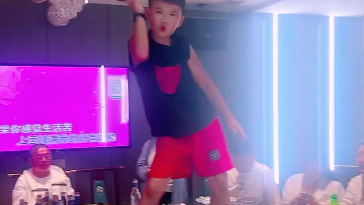 Northeast Table Kid