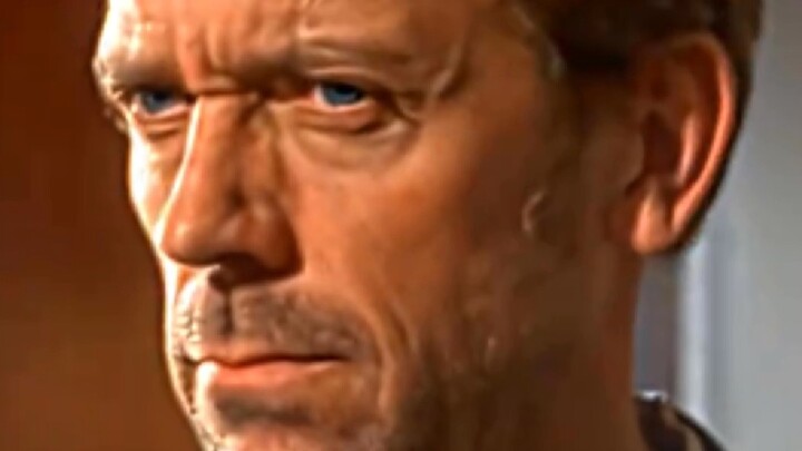 “Ý bạn là cô ấy đã sinh ra chính mình sao?”