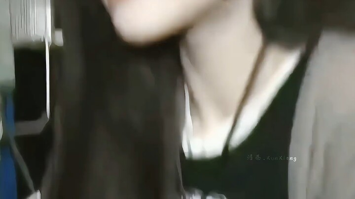 Other than her, who else could have flawless looks with no negative reviews across the entire intern