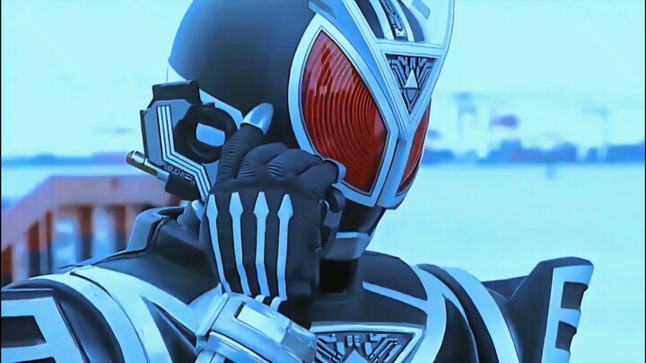 Cảm giác ngột ngạt từ Kamen Rider Delta