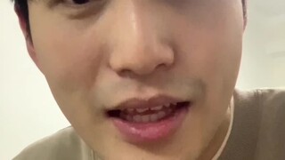 Keheninganku begitu *akkan telinga!