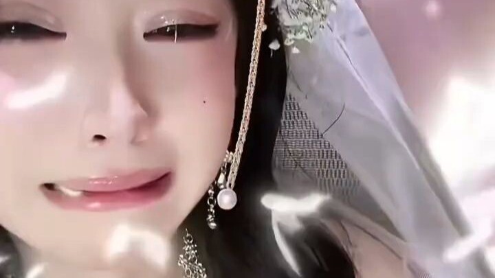 Yuan Yuan, seriously, I’m crying my eyes out—and even while bawling, I still remembered to show Big 