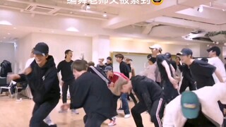 NCT的一些奇怪练习室(二)  你见过塞满人的练习室吗