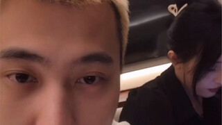 ไลฟ์สดของไท่｜“ใช่แล้ว ฉันแต่งงานแล้ว ไงล่ะ อยู่ดีๆ ก็รู้สึกเหมือนอากาศบนโลกใบนี้หายใจเข้าไปยากขึ้นหร