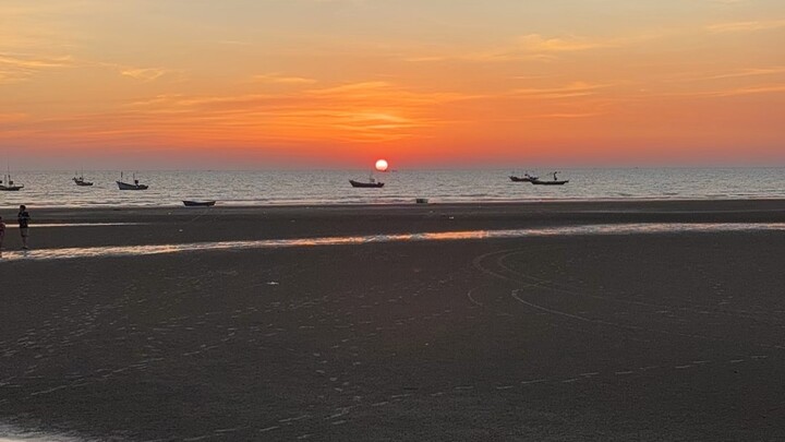 พระอาทิตย์ตกดิน