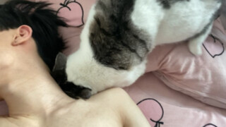 Dumpling: Why is that woman here again?