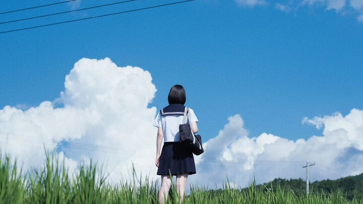 เสียงกระซิบของสายลมและเมฆ หลอมรวมเป็นบทเพลงอยู่ไกลโพ้น