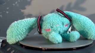 I heard that it’s popular to make a big change recently? Great, you just like the contrast, right?