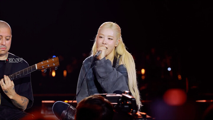 RÉ Sister’s Latest Live Cam: ROSÉ’s Stage — 3am + Toxic till the End + APT.