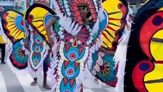 別去想“如果能重來”之類的。給自己的第一選擇多一些信心，那就是正解，因為你無論如何都會偏向它。
