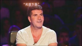 “一时分不清是魔术还是魔法”