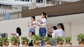 การแสดงนิทรรศการสังคมโรงเรียนของเรา (G)I-DLE "DUMDi DUMDi"