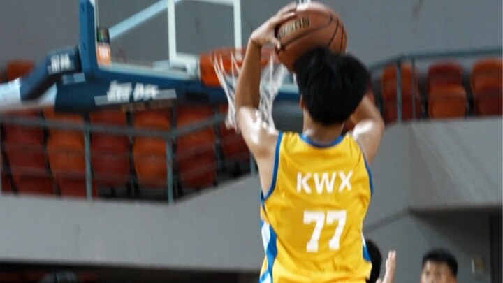 How did the No. 1 Junior High School student in Liangqing District lead the team to victory?