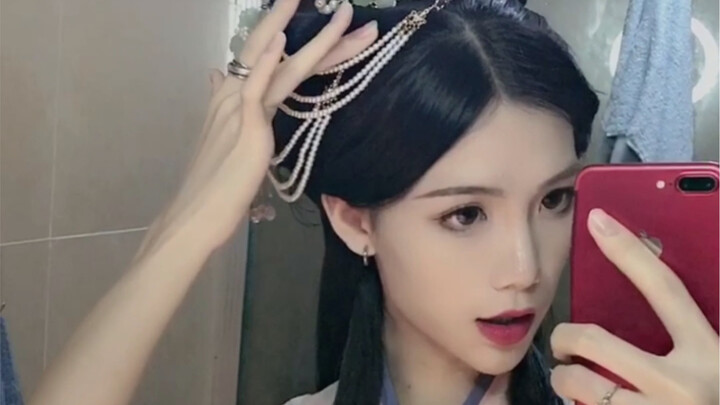 That serious, earnest look is really charming, isn’t it?