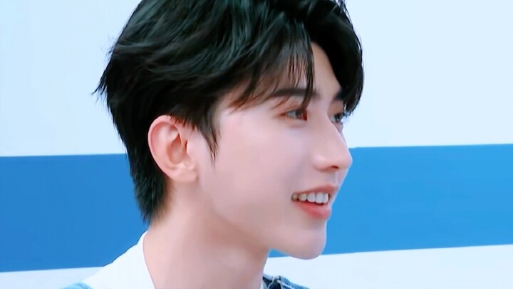 ช่วยด้วย! ทำไมในรายการ Running Man เขายิ่งหล่อยิ่งน่ารักแบบนี้นะ! 【ไช่ สวี่คุน】