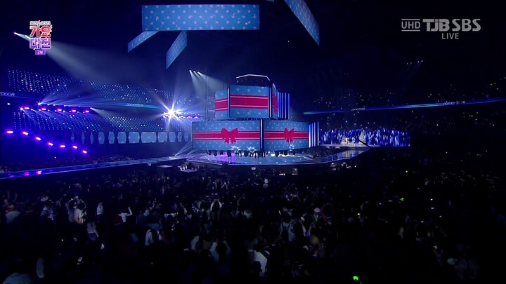 231225 UHD SBS 2023 SBS 가요대전 ZEROBASEONE 커플