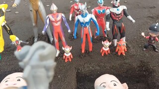 ULTRAMAN UPIN IPIN MENINGGAL DUNIA 😭😭